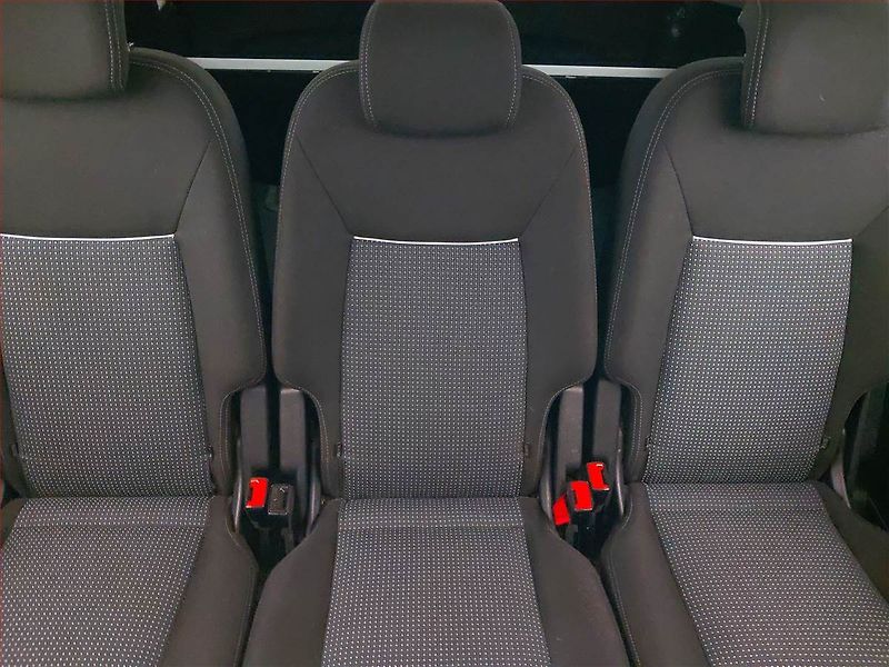 Ford S-MAX (2014) Titanium 2.0 TDCi, Navi - fotka 10 z 16