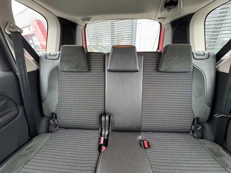 Citroën C3 Picasso (2011) 1,4i 70 KW - fotka 14 z 33
