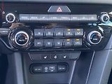 Kia Sportage (2018) 1.6 GDi, Navi, kamera, kůže - náhled 16