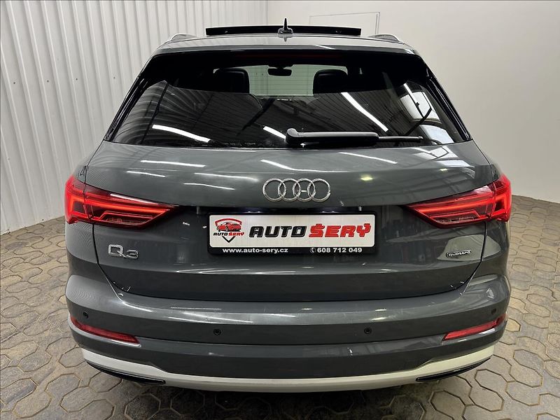 Audi Q3 45TFSI Quattro Pano - fotka 7 z 41