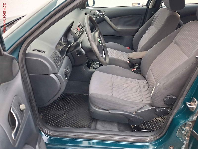 Škoda Octavia (2001) 1.9TDi, ČR, AC - fotka 9 z 15