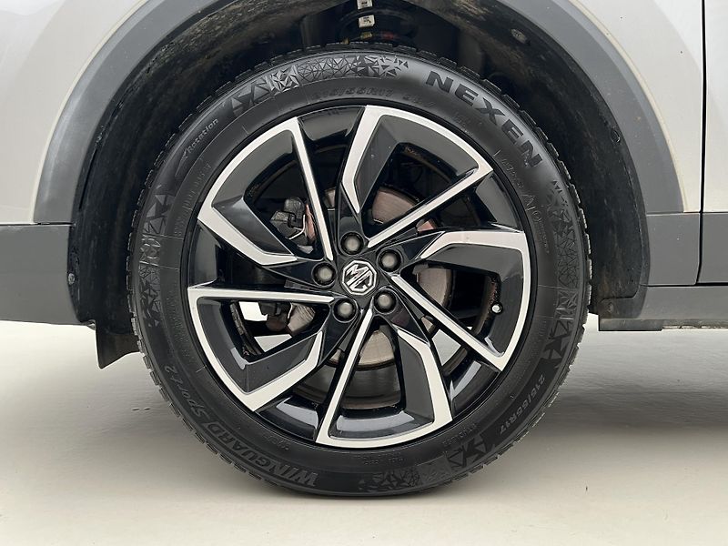 MG ZS 1.0T EXCLUSIVE AUT CZ  - fotka 13 z 37