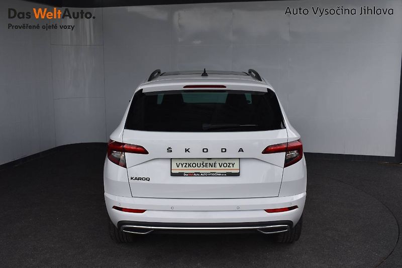 Škoda Karoq (2022) Sportline 1.5TSI 110kW DSG - fotka 6 z 28