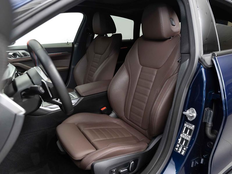 BMW Řada 4 M440i xDrive Gran Coupé - fotka 18 z 23