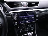 Škoda Superb 2,0 TDI 140kW DSG L&K Xenon - náhled 28