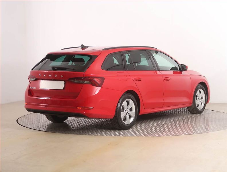 Škoda Octavia (2022) Style 2.0 TDI, Automat - fotka 5 z 22