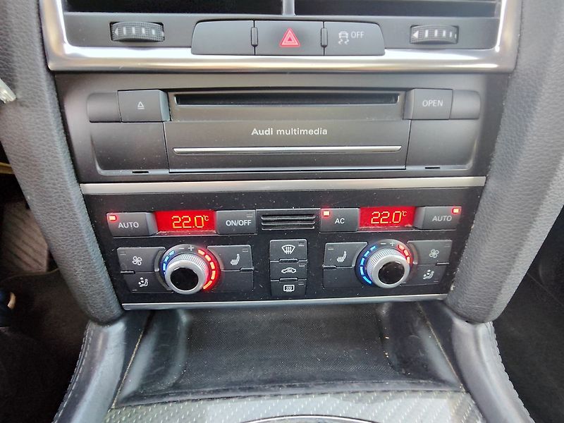 Audi Q7 3.0 TDI/180kW S-Line 4x4 AT - fotka 32 z 45