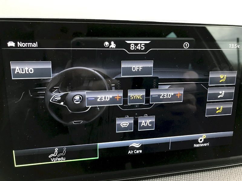 Škoda Scala (2025) SELEC TSI 85/1.0 M6F - fotka 27 z 28