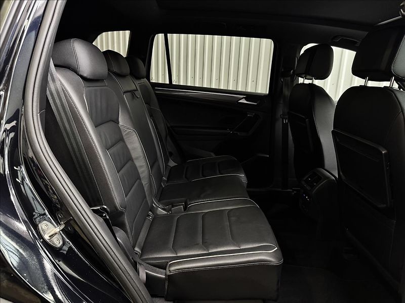 Volkswagen Tiguan Allspace 2.0TSI 140kW 4M FULL R-LINE - fotka 44 z 50