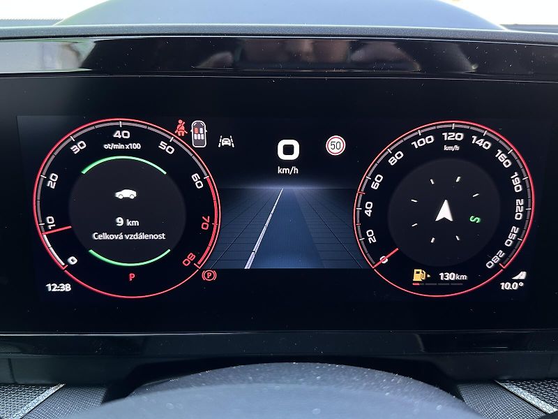 Škoda Kodiaq RS 2.0TSi DSG 4x4 265PS Matrix - fotka 25 z 52