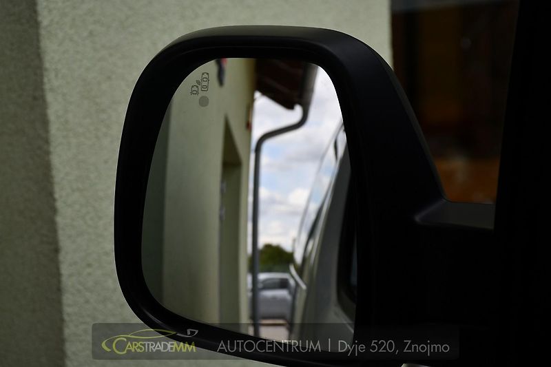 Peugeot Traveller 2.0HDi PDC TAŽNÉ ČR 1M - fotka 39 z 42