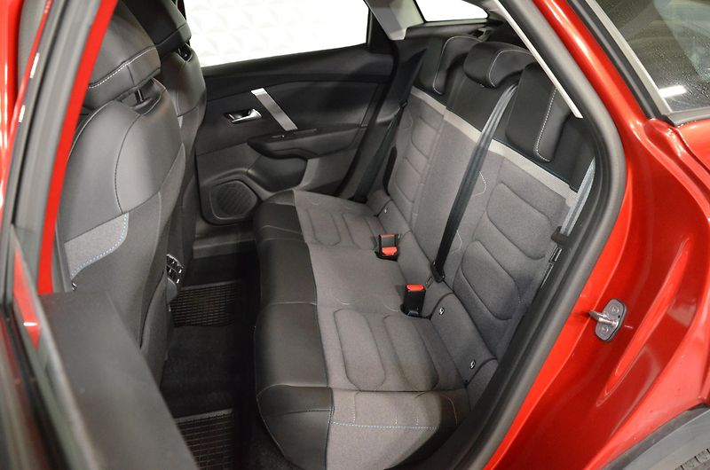 Citroën C4 (2024) - fotka 18 z 20