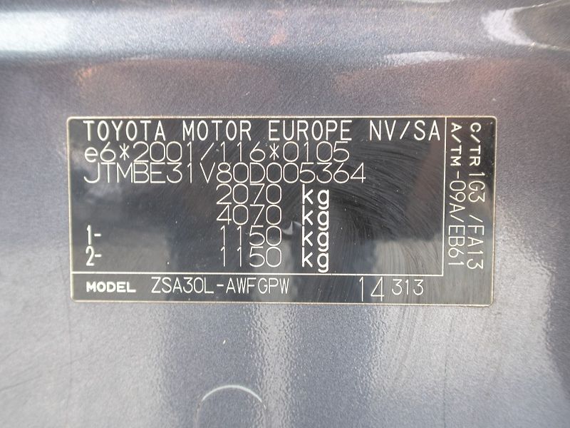 Toyota RAV4 (2009) ČR 2.0D 116KW 4x4 – TAŽNÝ - fotka 44 z 47