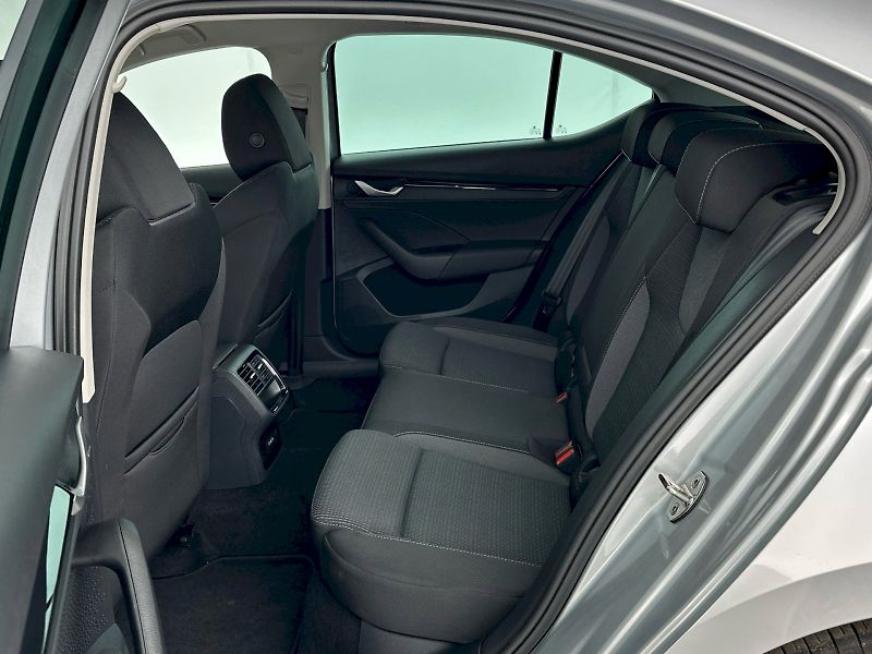 Škoda Octavia (2025) 1.5TSI 110kW Selection - fotka 8 z 27
