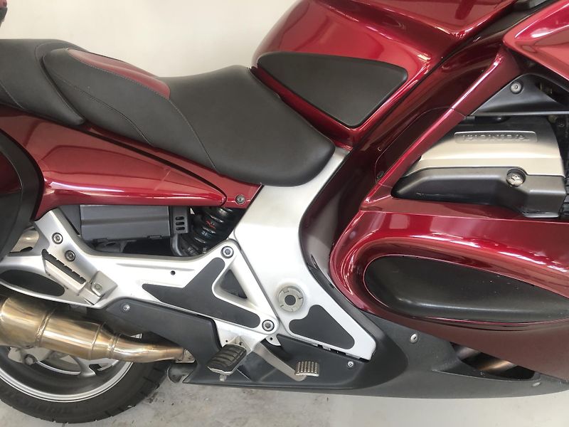 Honda ST 1300 Pan European ABS - fotka 18 z 21