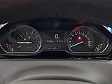 Peugeot 2008 (2018) 1.2 PureTech, Xenony, Tempomat - náhled 11