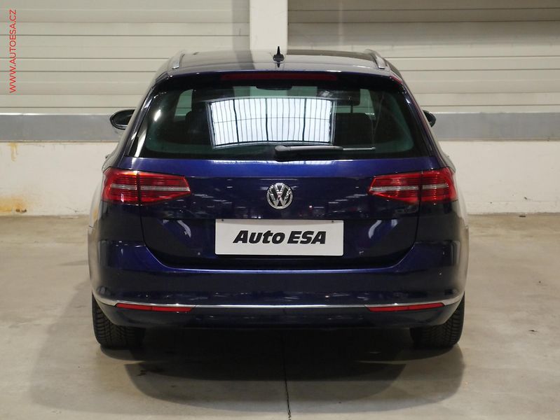Volkswagen Passat (2019) 2.0TDi, DSG, navi, LED - fotka 5 z 21