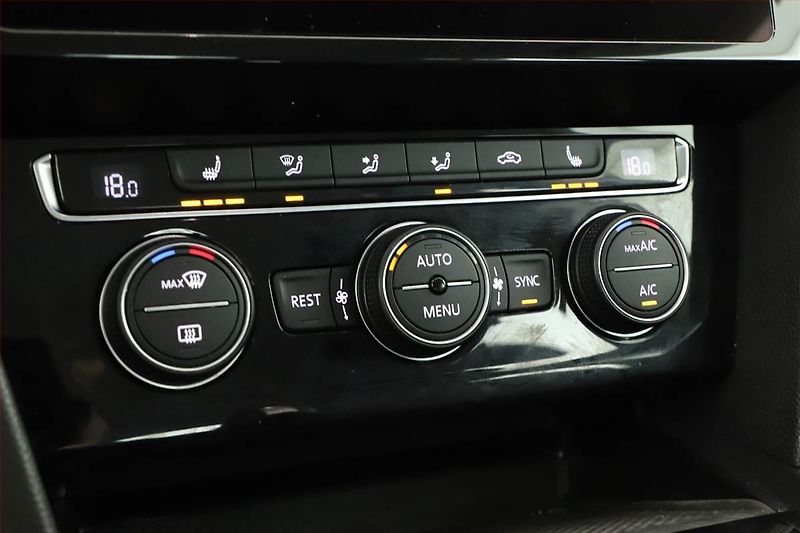 Volkswagen Arteon (2019) Elegance 2.0 TSI - fotka 16 z 21