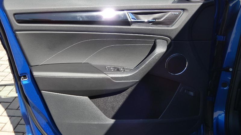 Škoda Kodiaq 2,0 TSI 140 kW L&K 4x4 DSG - fotka 8 z 27