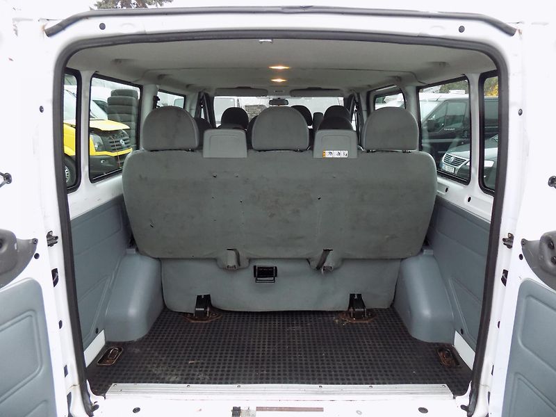 Ford Transit 2,2 TDCI SWB TREND AC 9 MÍST - fotka 23 z 43