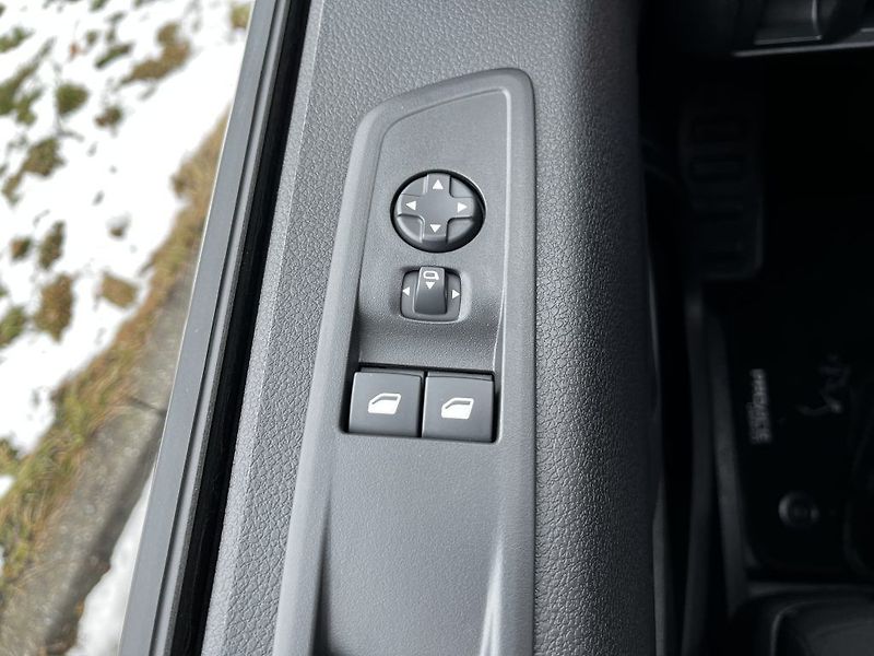 Toyota ProAce Verso 2.0 Business Comf. ODBĚR 1/27 - fotka 26 z 34