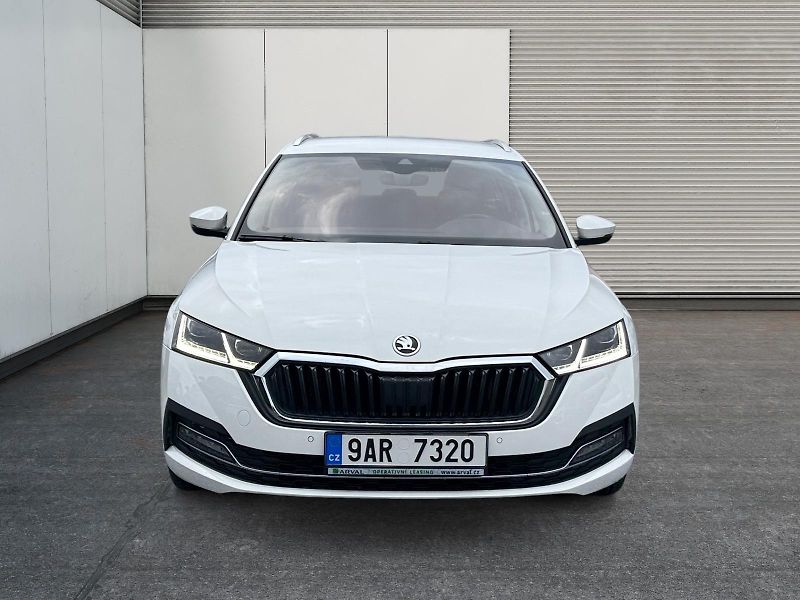 Škoda Octavia (2023) STYLE 1.5e-TEC 110kW DSG CZ - fotka 2 z 11