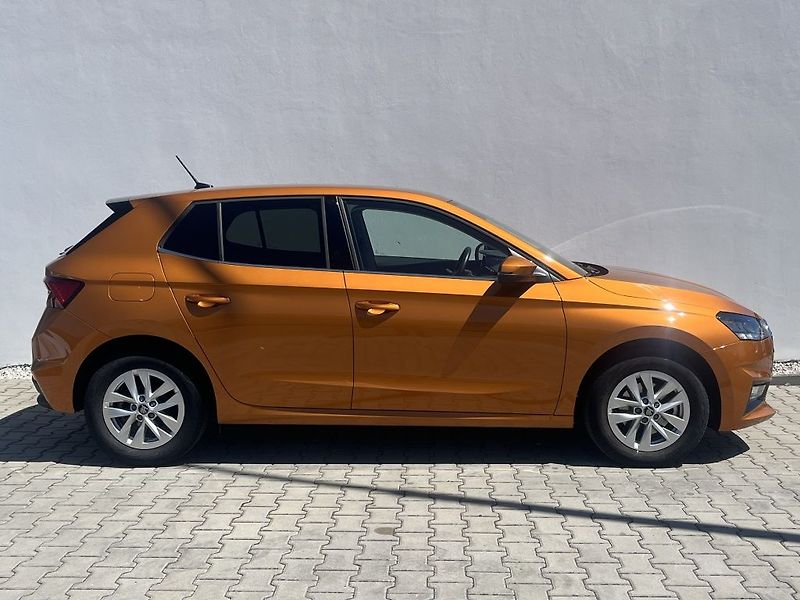 Škoda Fabia Top Selection 1.0 TSi 85 kW - fotka 9 z 28