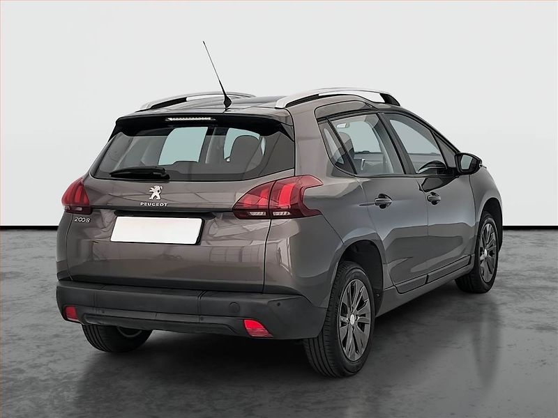 Peugeot 2008 (2018) 1.2 PureTech, Serv.kniha - fotka 5 z 17