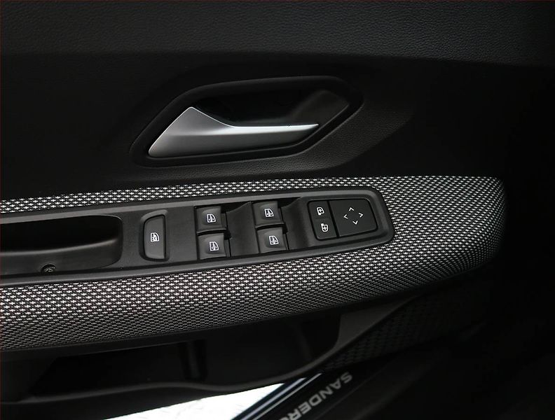 Dacia Sandero (2023) 1.0 TCe, ČR,1.maj, Serv.kniha - fotka 16 z 17
