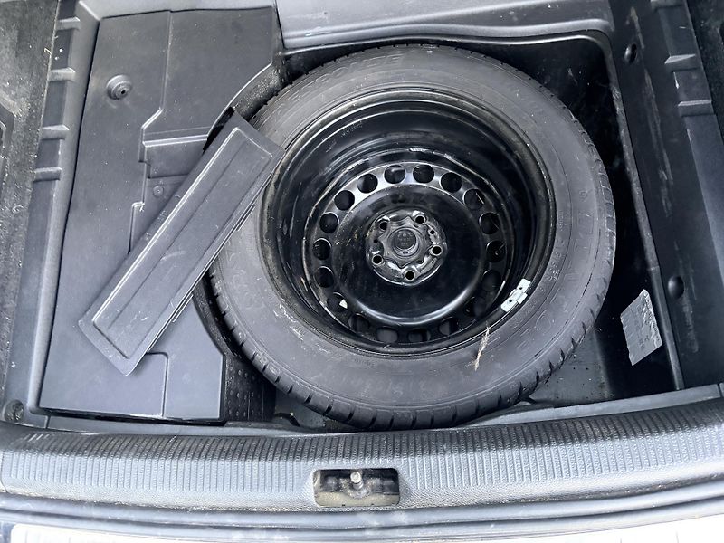 Volkswagen Passat 1.6TDI 77KW - fotka 28 z 36