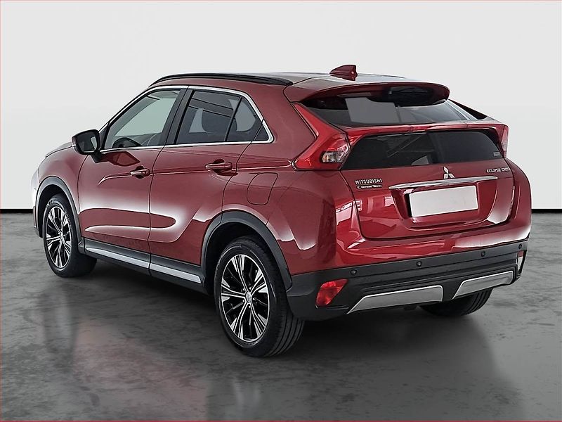 Mitsubishi Eclipse Cross (2018) Intense 1.5 T-MIVEC, 4X4 - fotka 4 z 18