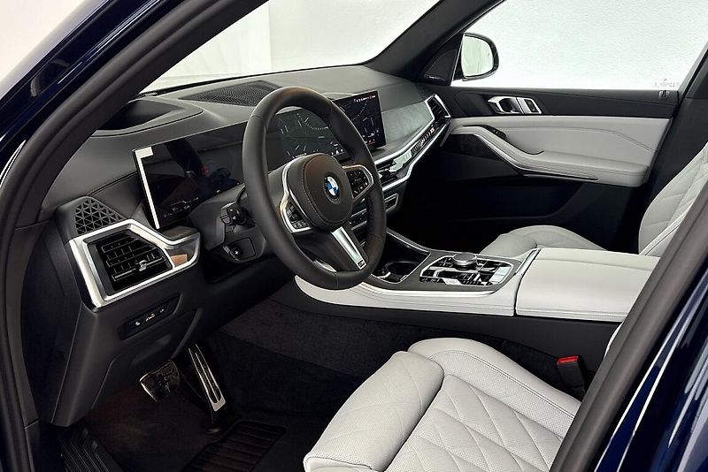 BMW X5 xDrive40d - fotka 6 z 26
