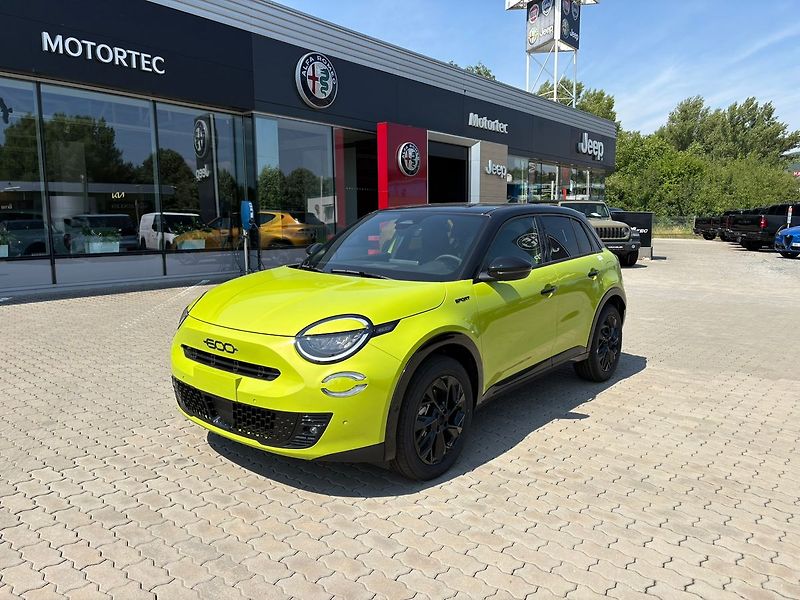 Fiat 600 (2026) 1.2 Turbo Hybrid 145k Sport - fotka 3 z 16