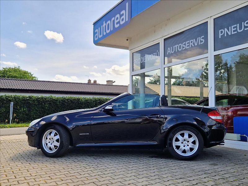 Mercedes-Benz SLK 1,8 200 KOMPRESSOR MANUAL 163k - fotka 15 z 37