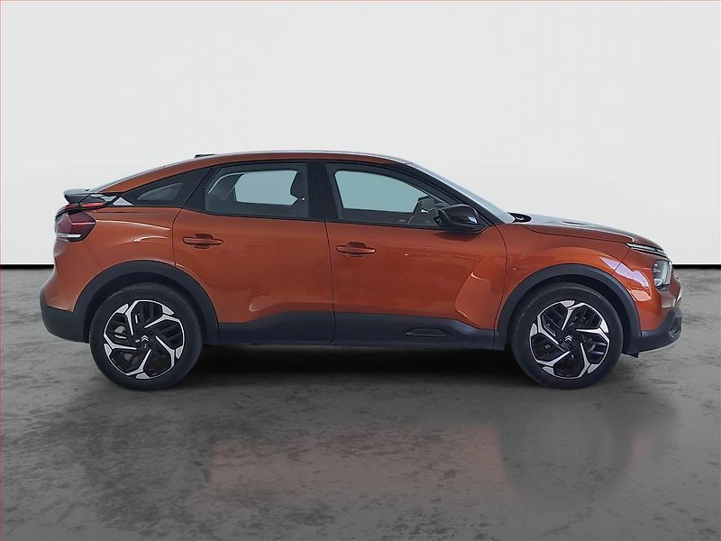Citroën C4 (2023) Feel 1.2 PureTech, Automat - fotka 6 z 17