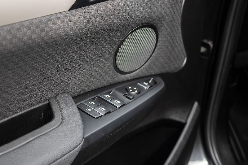 BMW X4 - fotka 13 z 28
