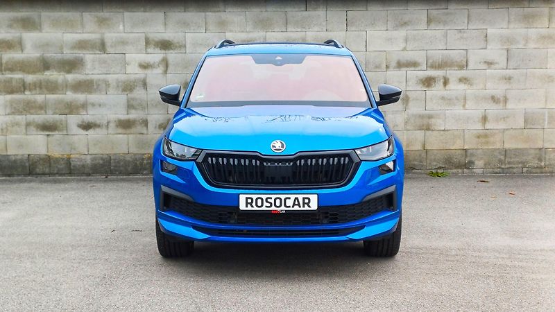 Škoda Kodiaq SPORTLINE TDI 147kW WEBASTO-ČR - fotka 2 z 50