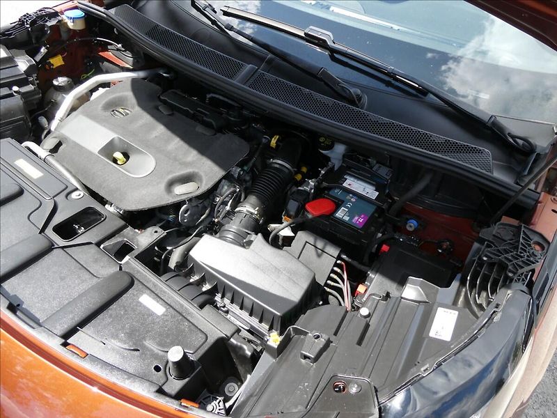 Peugeot 5008 2,0 HDi 130kW GT 7.míst AT8 - fotka 47 z 50