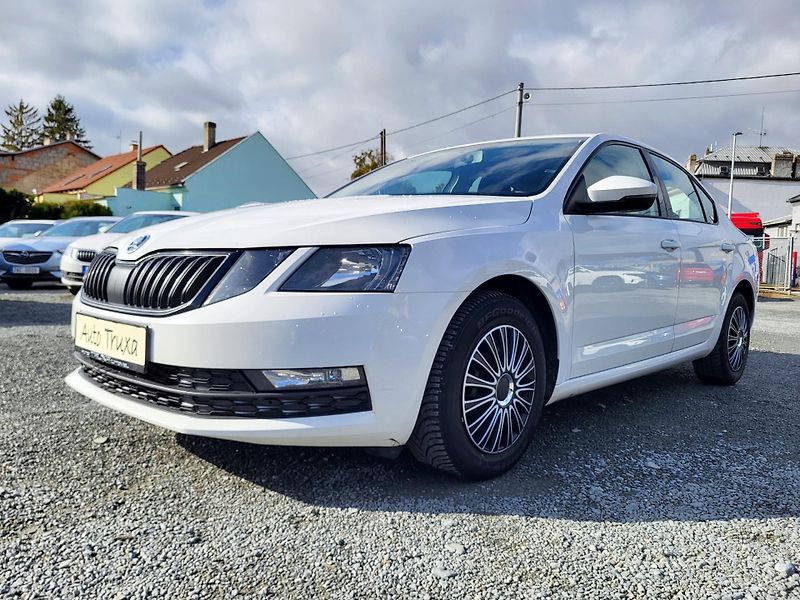 Škoda Octavia 2.0 TDi 110kW AMBITION - fotka 29 z 43