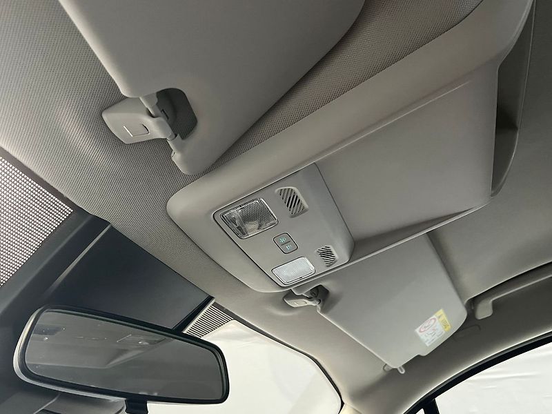 Ford Tourneo Custom 320 L2H1 Titanium 136 kW aut. - fotka 25 z 64