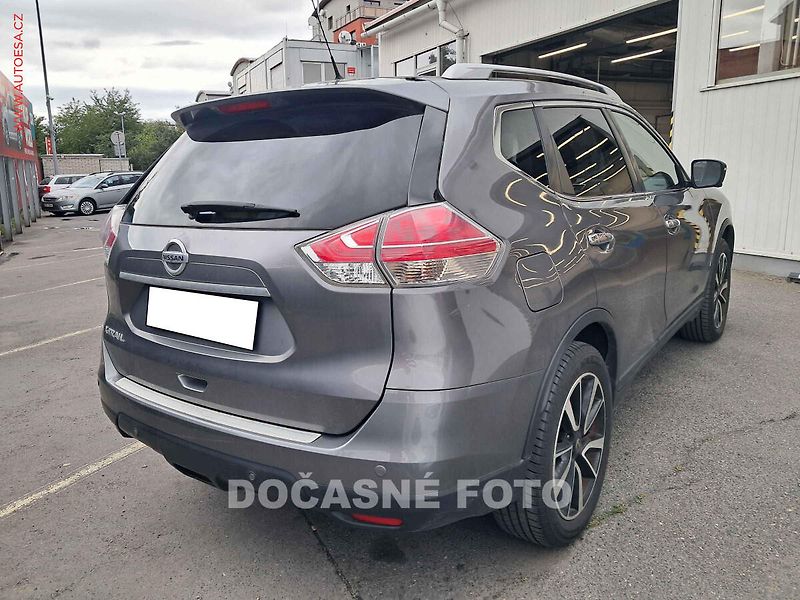 Nissan X-Trail (2017) 1.6 4x4, ČR, servis.kniha - fotka 2 z 3
