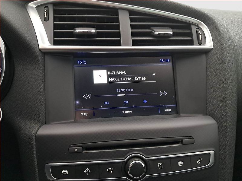 DS Automobiles DS4 (2016) 1.6 BlueHDi, Automat - fotka 12 z 20