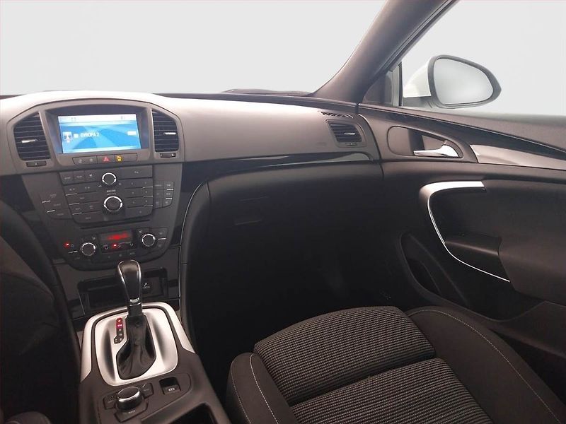 Opel Insignia (2013) OPC Line 2.0 Turbo, Automat - fotka 7 z 22