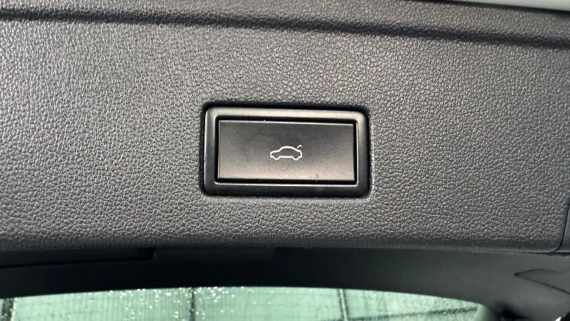 Volkswagen Touareg (2020) - fotka 18 z 27