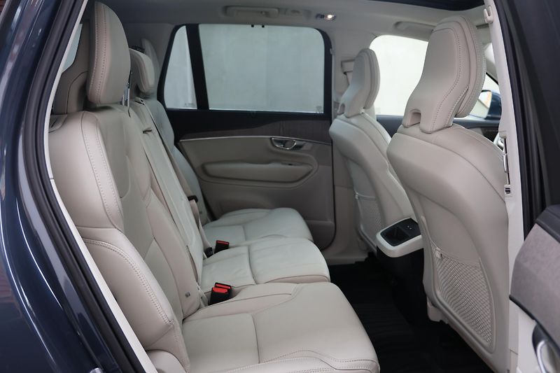 Volvo XC90 (2022) Inscription, B5 AWD - fotka 9 z 26