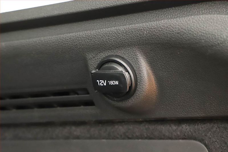 Hyundai i30 (2021) 1.5 T-GDI MHEV, Automat, Navi - fotka 26 z 26