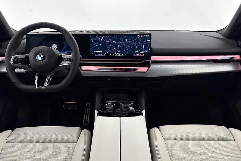 BMW Řada 5 řady 5 | 520d xDrive - fotka 8 z 25