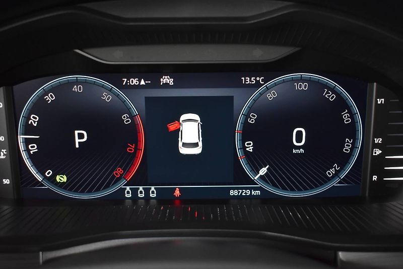 Škoda Kamiq (2021) ScoutLine 1.5TSI 110kW DSG - fotka 18 z 29