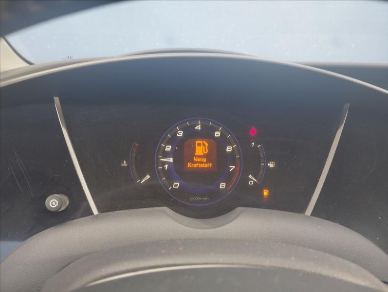 Honda Civic 1,8 V-TEc 103KW AUTOMAT - fotka 11 z 18
