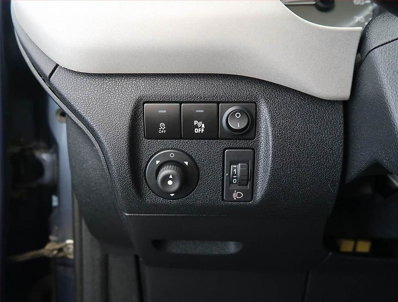 Peugeot Partner (2016) Active 1.6 BlueHDi, 5Míst, ČR - fotka 14 z 15
